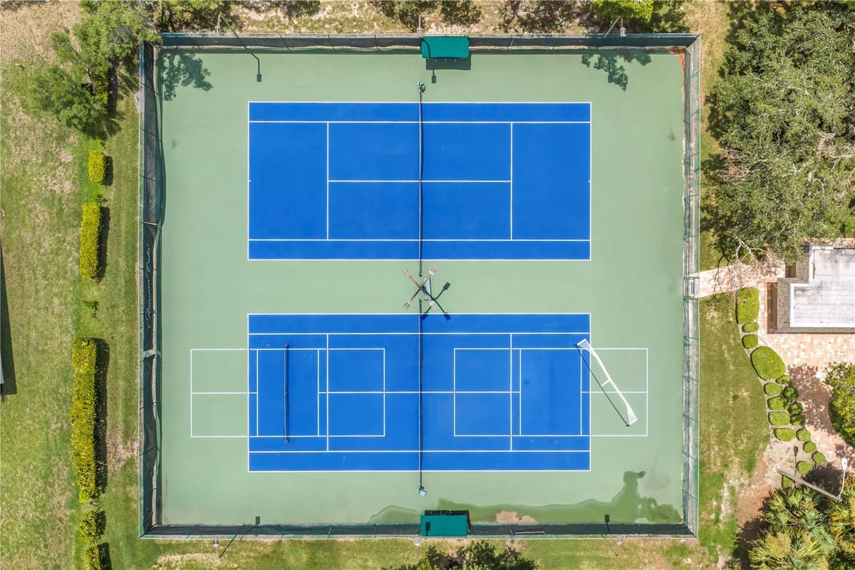 18812 BASCOMB LANE — photo 31 of 39