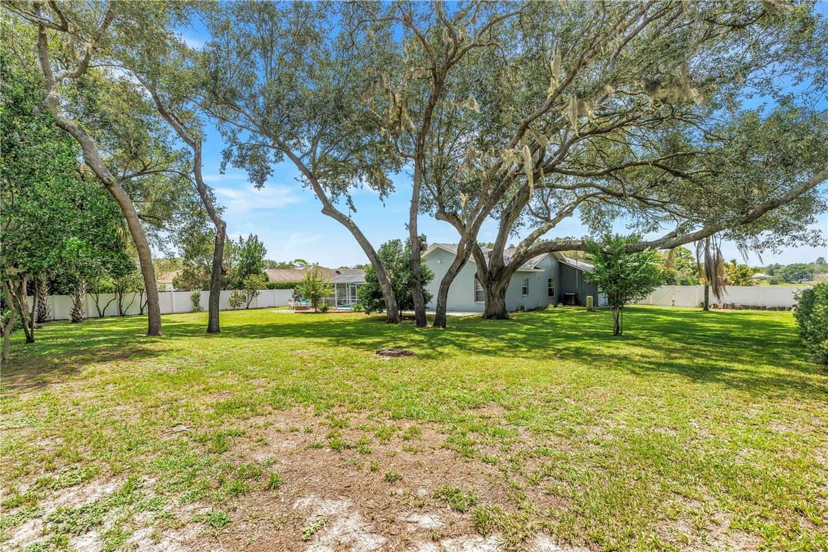 18812 BASCOMB LANE — photo 19 of 39