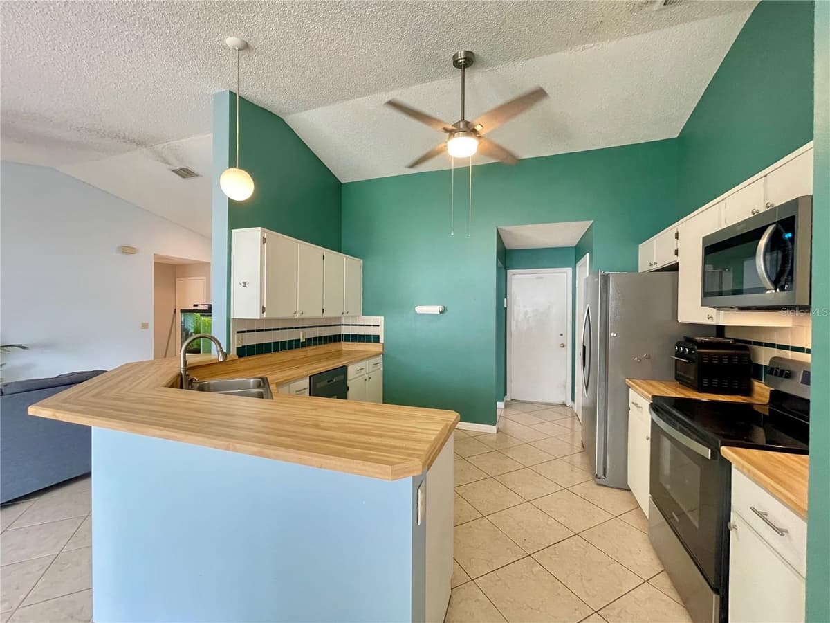 1150 INDIAN RIDGE TRAIL — photo 3 of 29