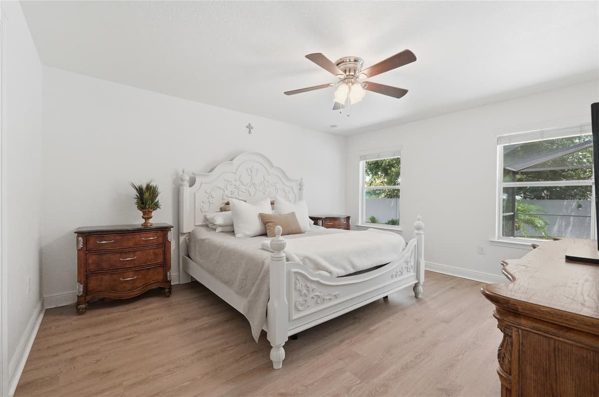 1676 DOVES VIEW CIRCLE — photo 16 of 46