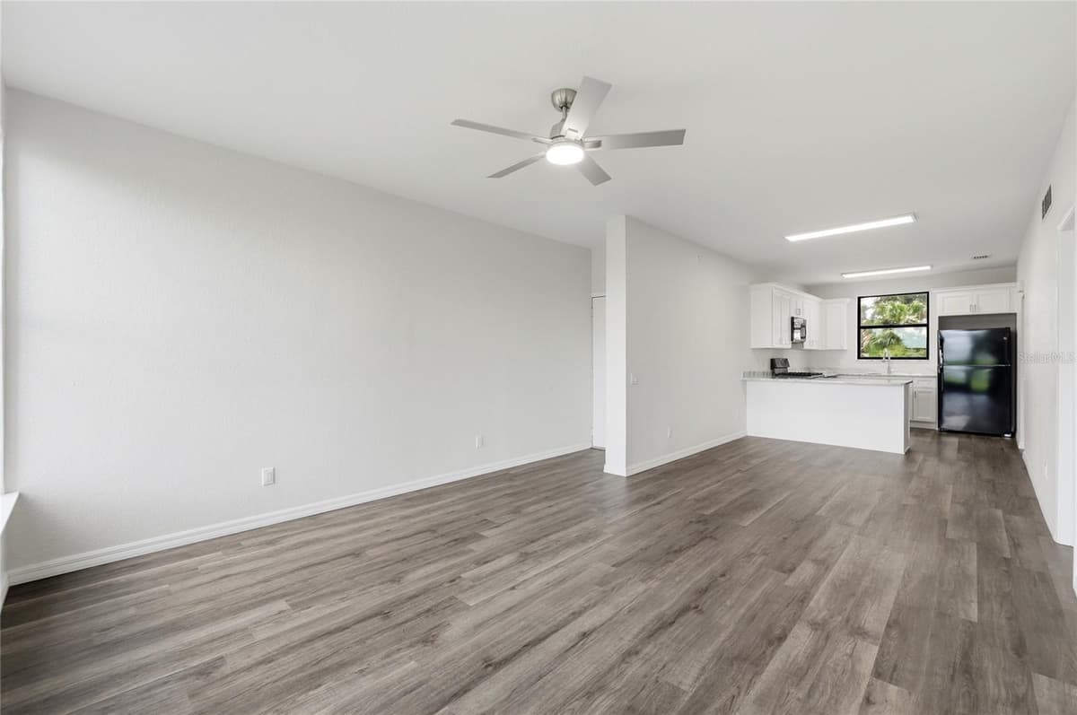 503 SWEET BAY CIRCLE — photo 8 of 53