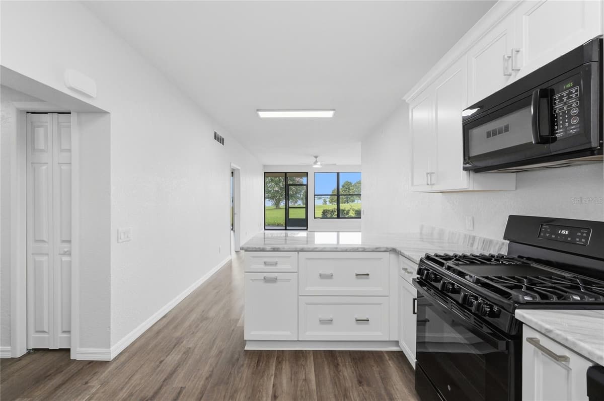 503 SWEET BAY CIRCLE — photo 15 of 53