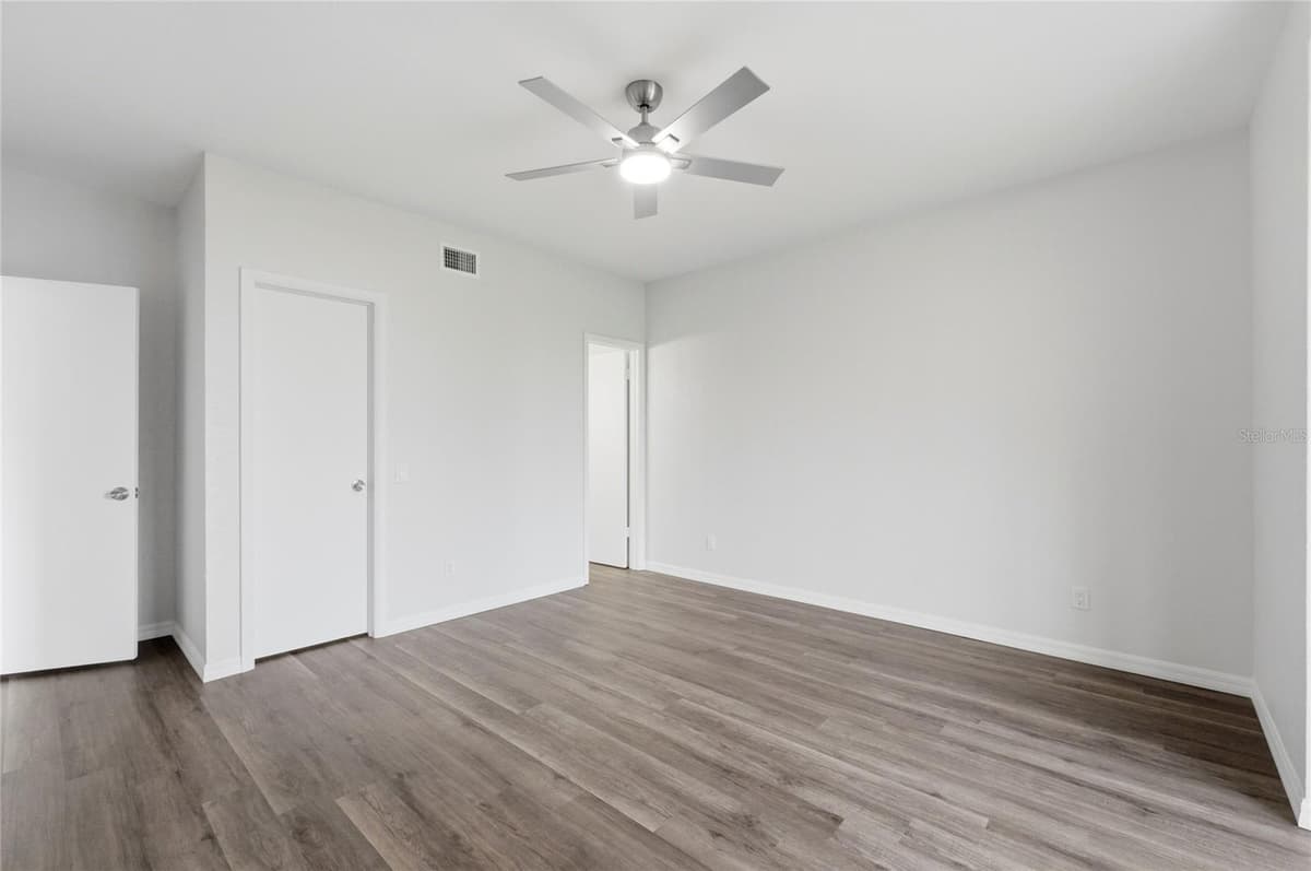 503 SWEET BAY CIRCLE — photo 20 of 53