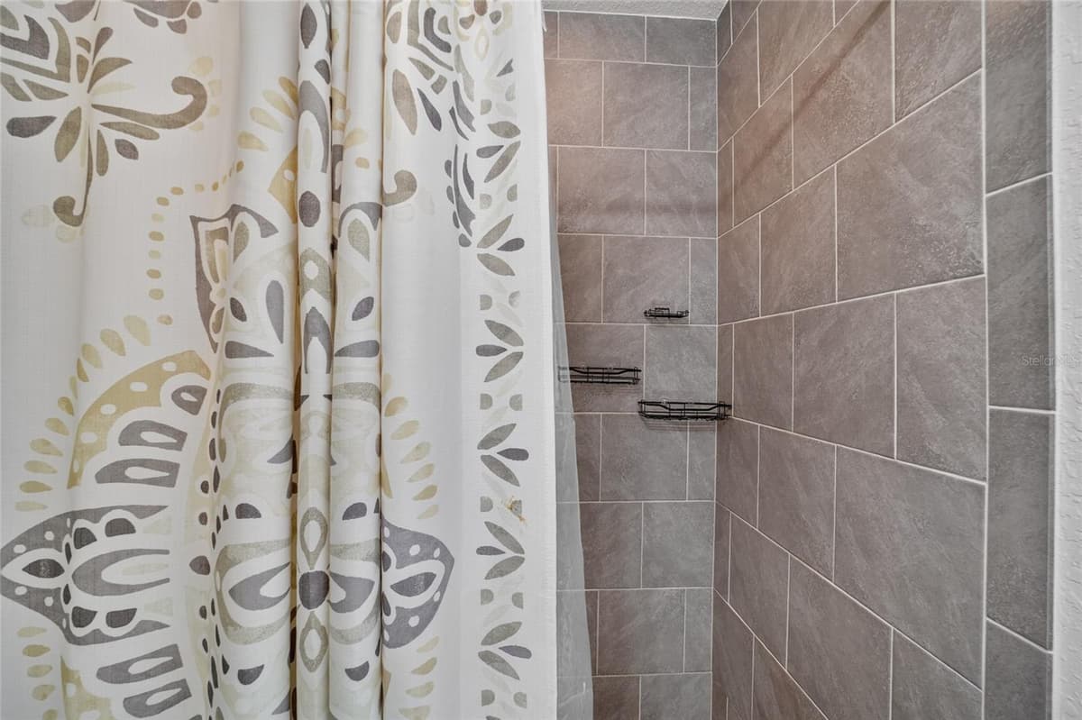 114 LOCUST LOOP — photo 29 of 57