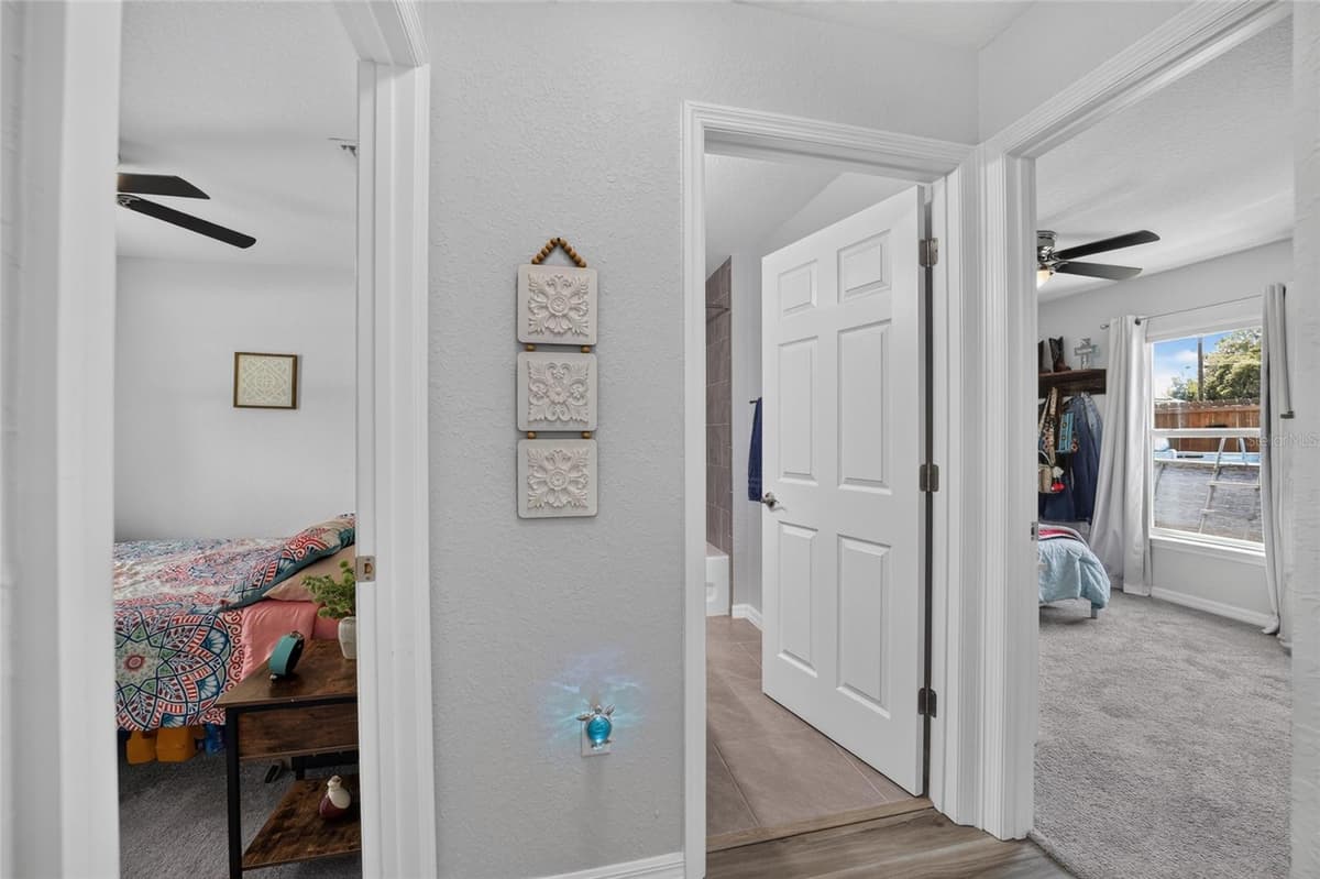 114 LOCUST LOOP — photo 31 of 57