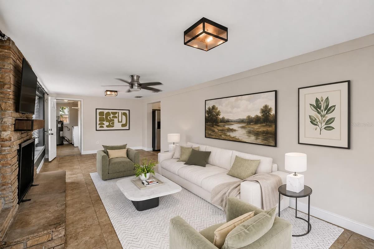 2125 HERCULES AVENUE — photo 11 of 24