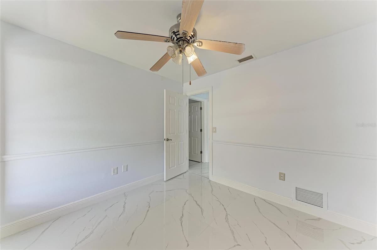 6540 MAUNA LOA BOULEVARD — photo 35 of 53