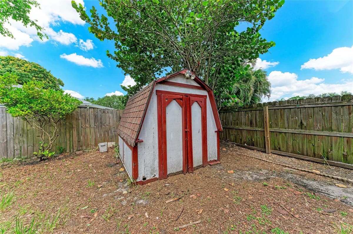 6540 MAUNA LOA BOULEVARD — photo 45 of 53