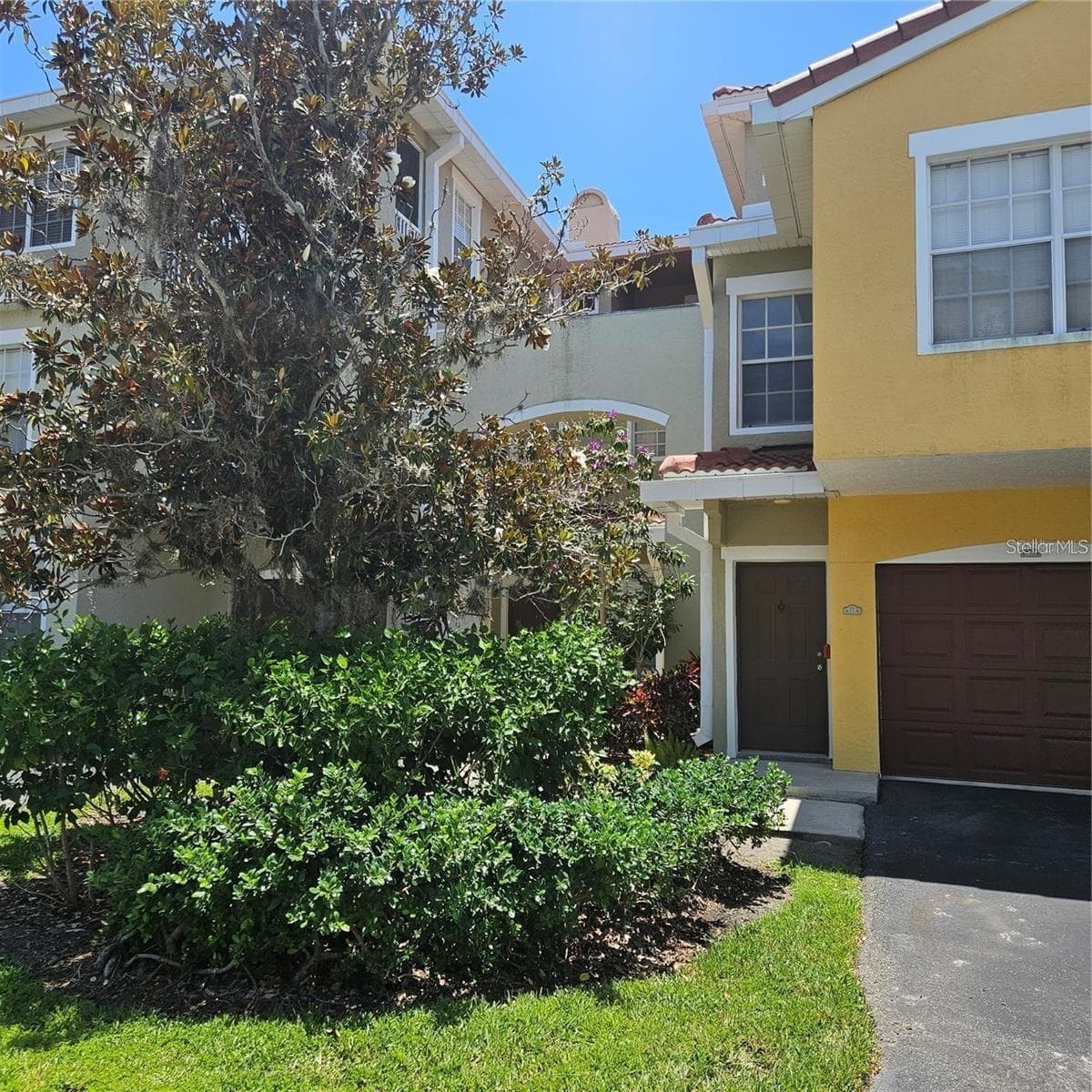 5500 BENTGRASS DRIVE — photo 3 of 33