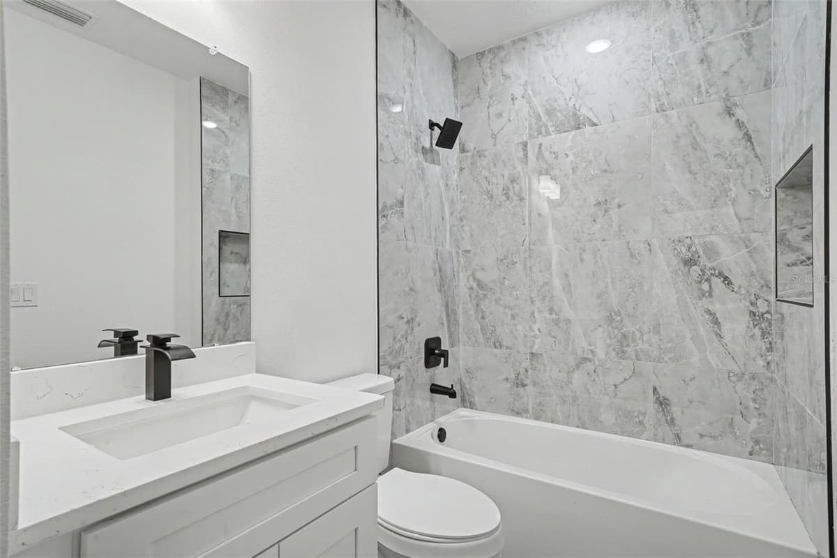 2922 PERRY ROAD — photo 14 of 32