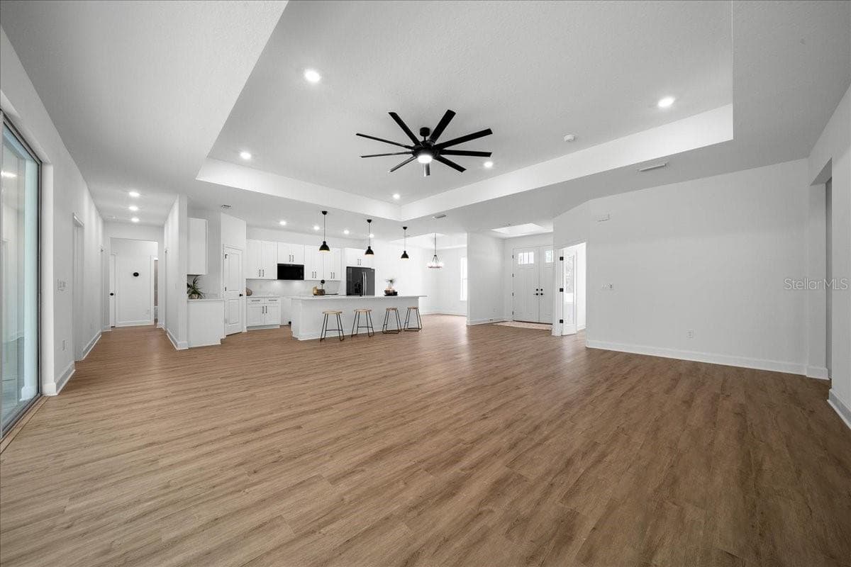 11021 STILT AVENUE — photo 67 of 92