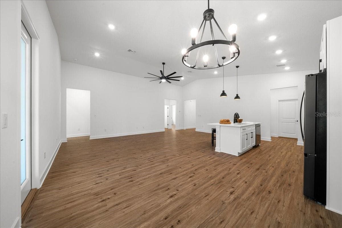 11188 SEATTLE WREN AVENUE — photo 13 of 69