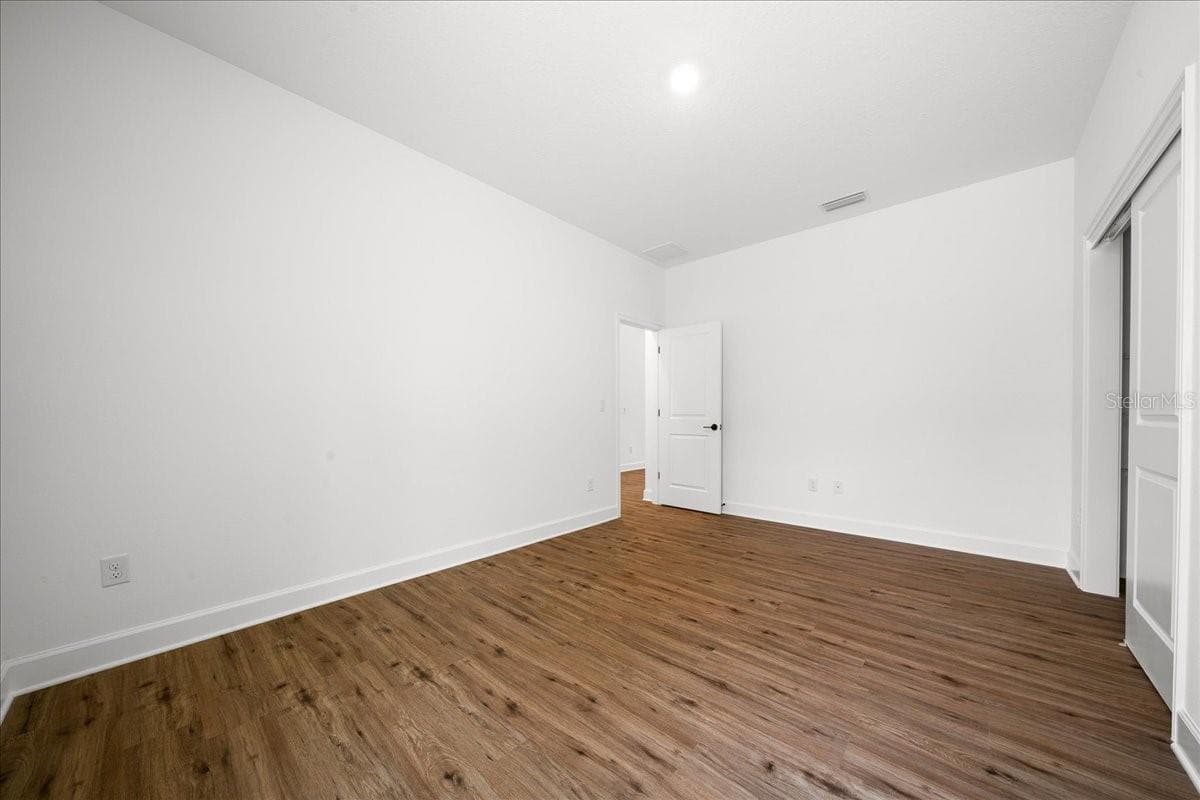 11188 SEATTLE WREN AVENUE — photo 36 of 69