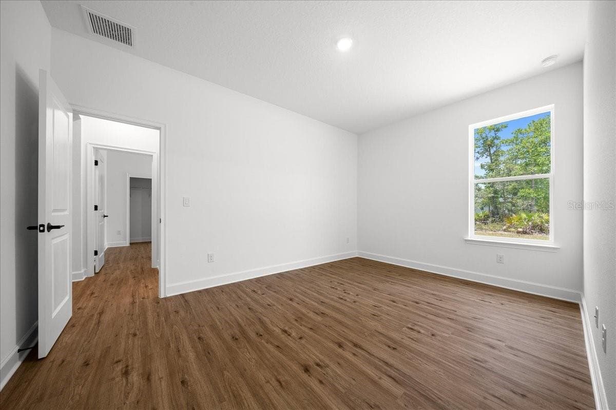 11188 SEATTLE WREN AVENUE — photo 34 of 69
