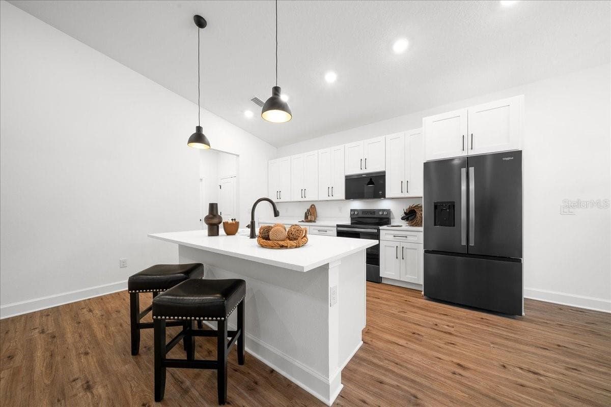 11188 SEATTLE WREN AVENUE — photo 17 of 69