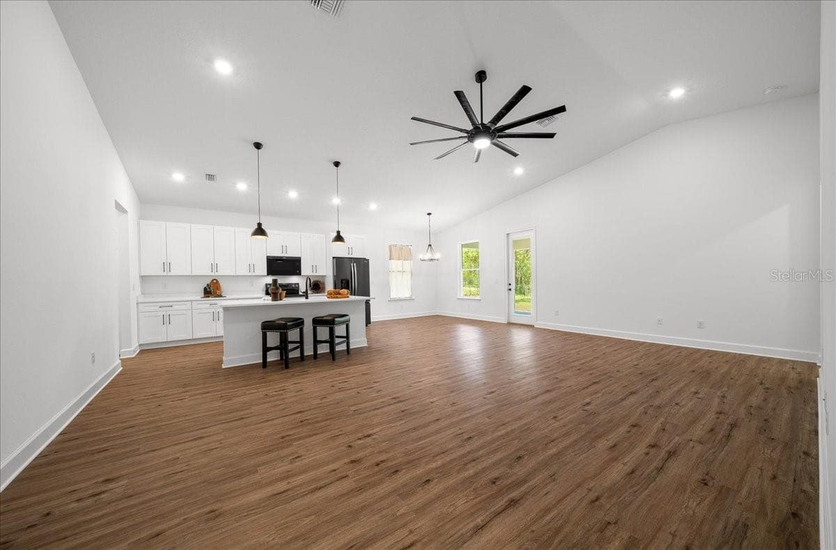 11188 SEATTLE WREN AVENUE — photo 39 of 69