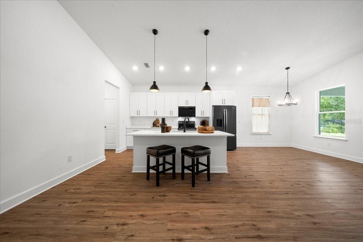 11188 SEATTLE WREN AVENUE — photo 15 of 69
