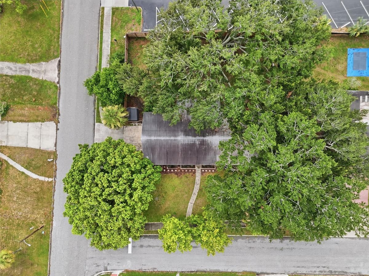 712 MALONE DRIVE — photo 28 of 32