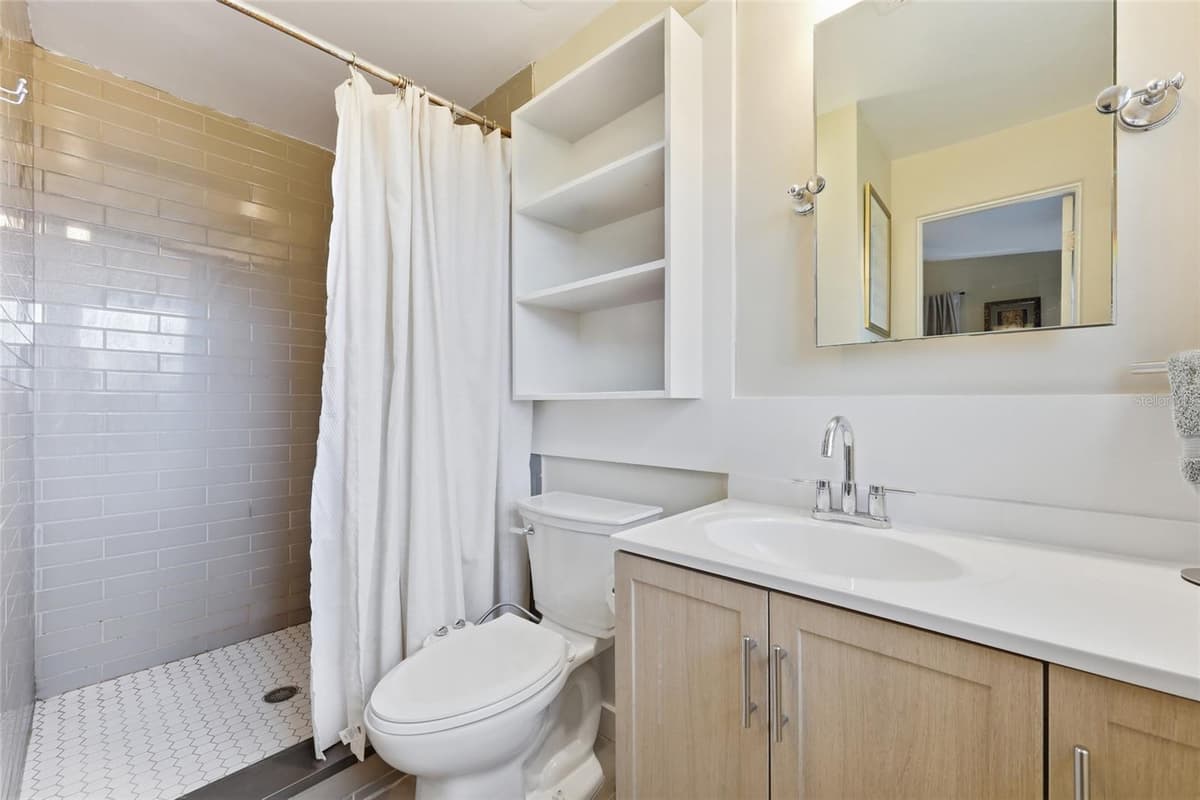 712 MALONE DRIVE — photo 17 of 32