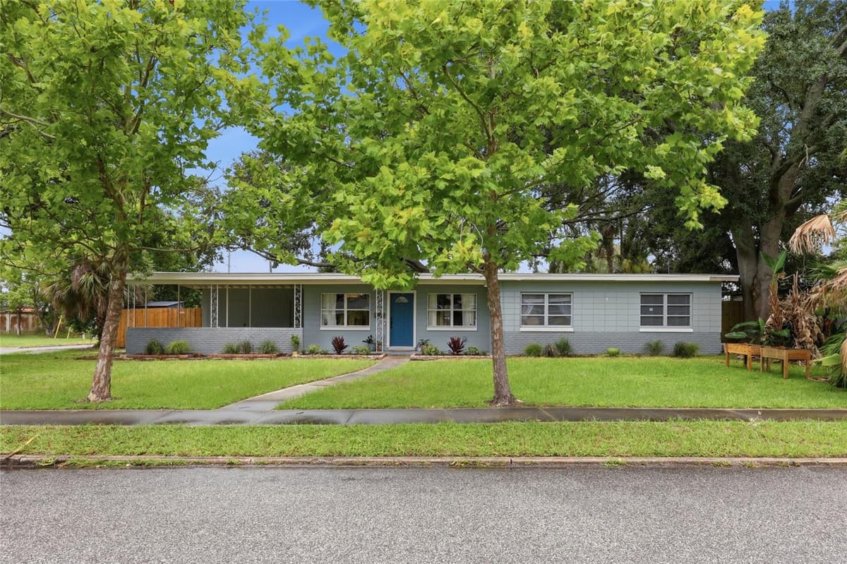 712 MALONE DRIVE — photo 1 of 32