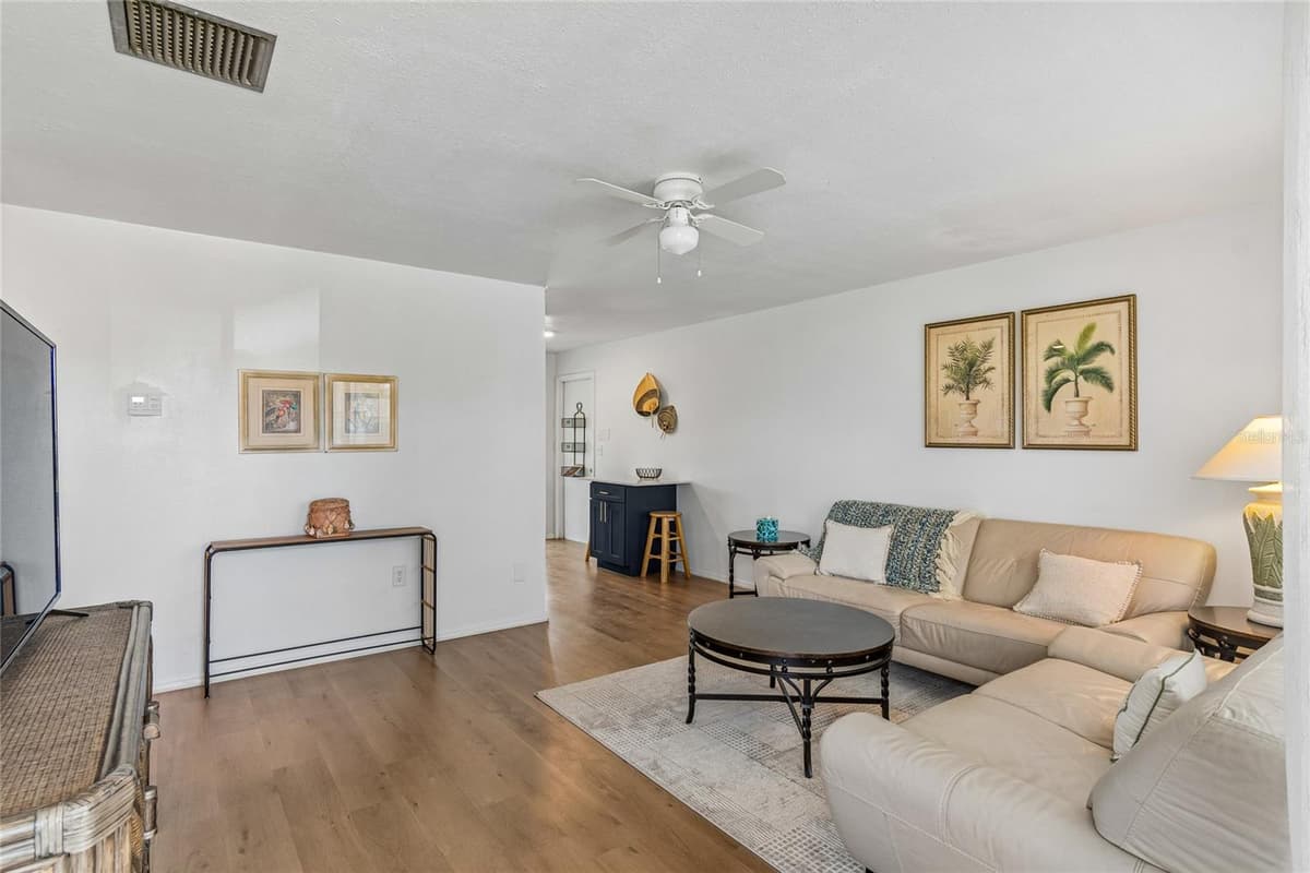3506 MURROW STREET — photo 2 of 22