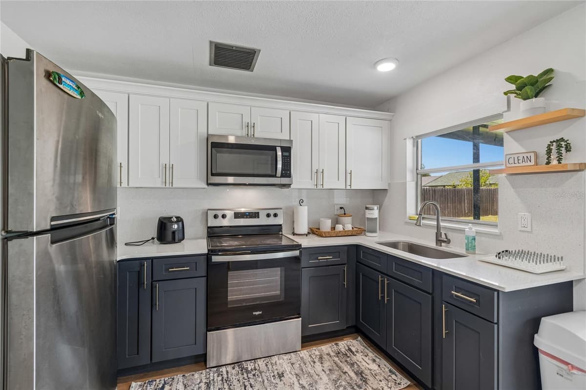 3506 MURROW STREET — photo 9 of 22