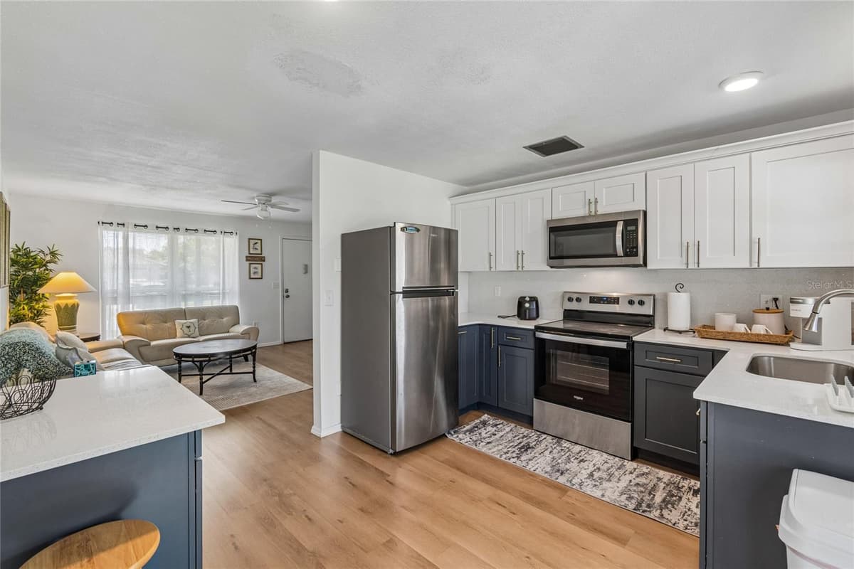 3506 MURROW STREET — photo 7 of 22