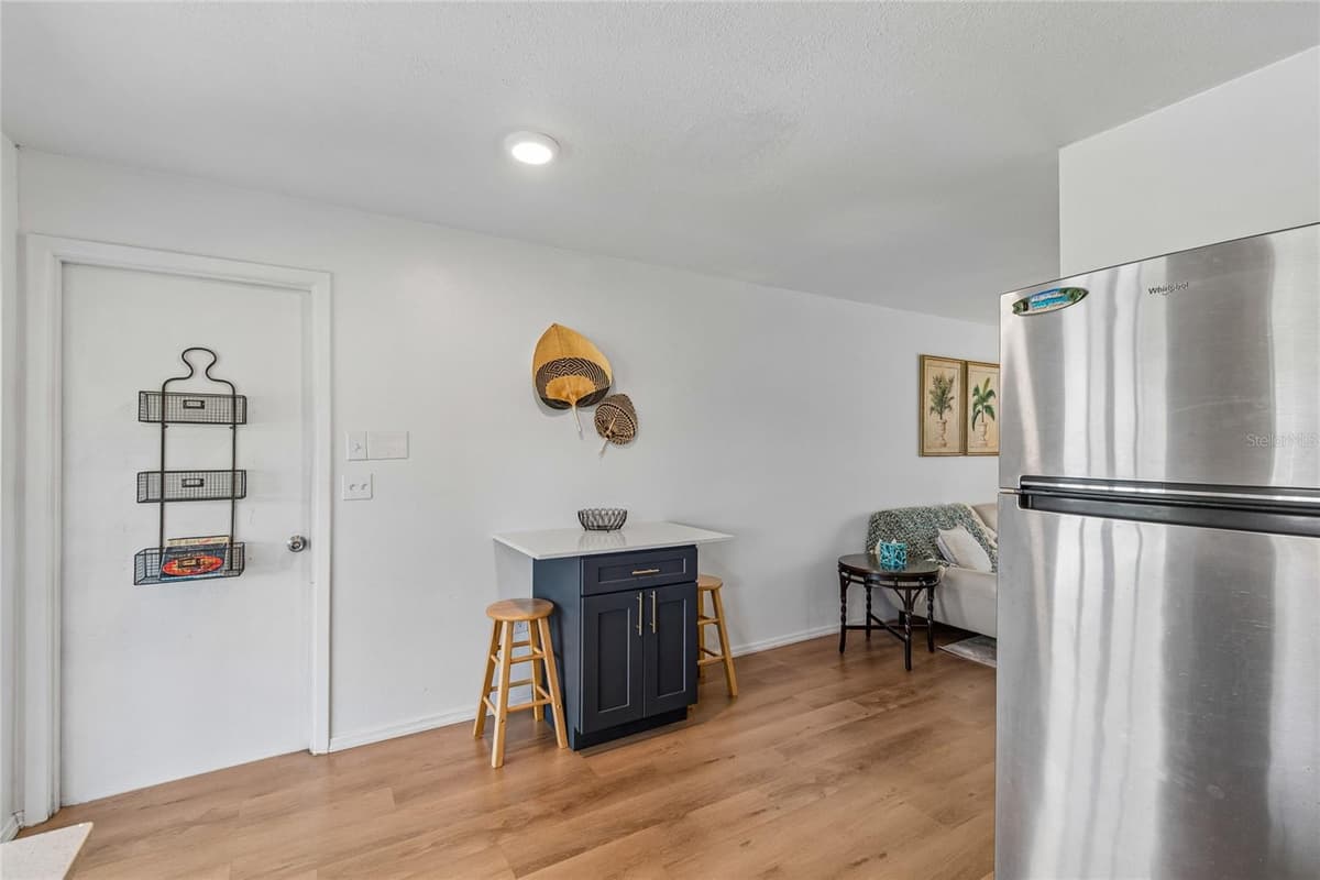 3506 MURROW STREET — photo 11 of 22