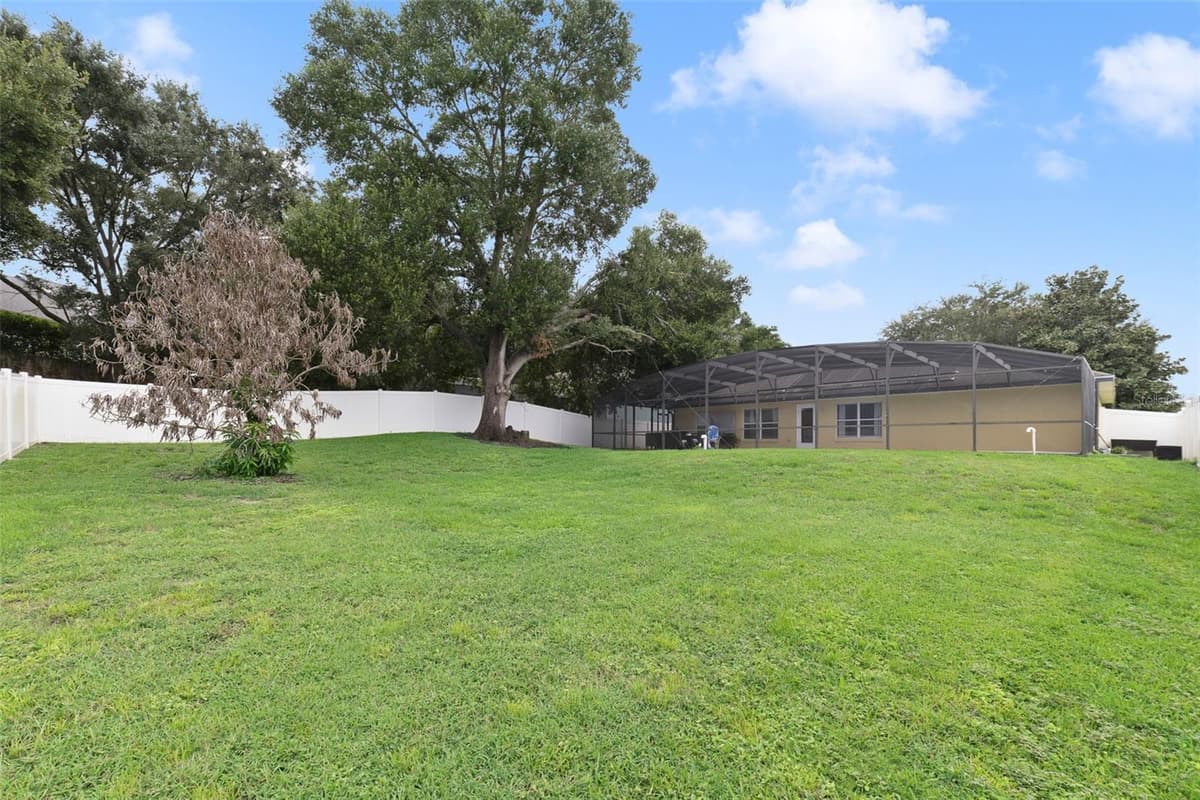 468 SHADY CREEK LANE — photo 3 of 22