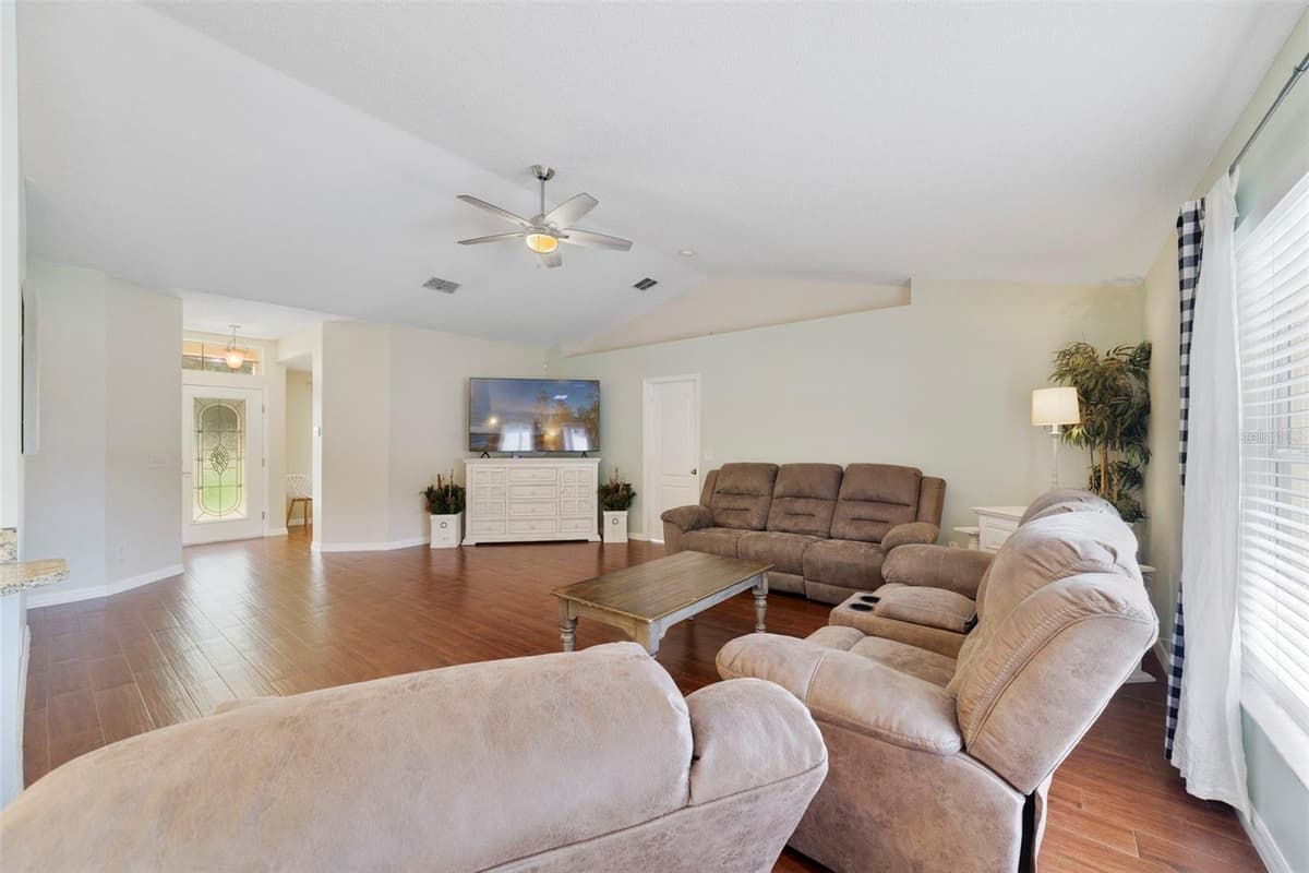 468 SHADY CREEK LANE — photo 7 of 22