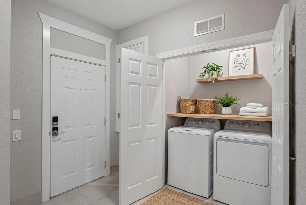 2484 SAN TECLA STREET — photo 15 of 23