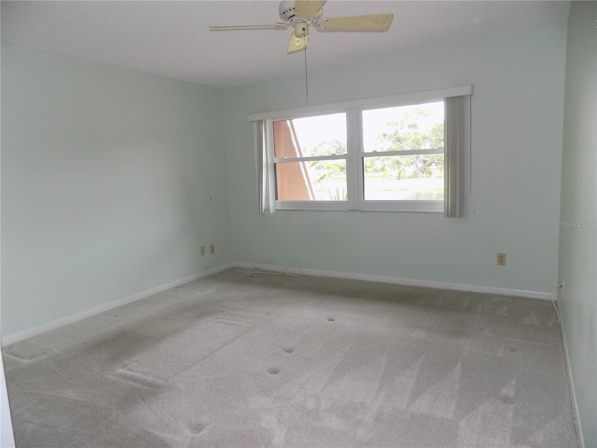 9663 86TH AVENUE — photo 7 of 22