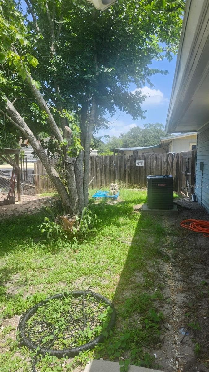 2545 STRATFORD DRIVE — photo 14 of 17