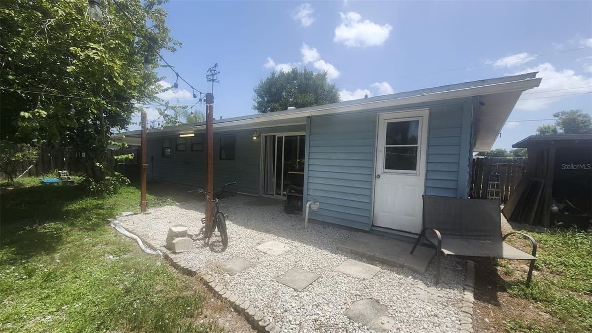 2545 STRATFORD DRIVE — photo 17 of 17