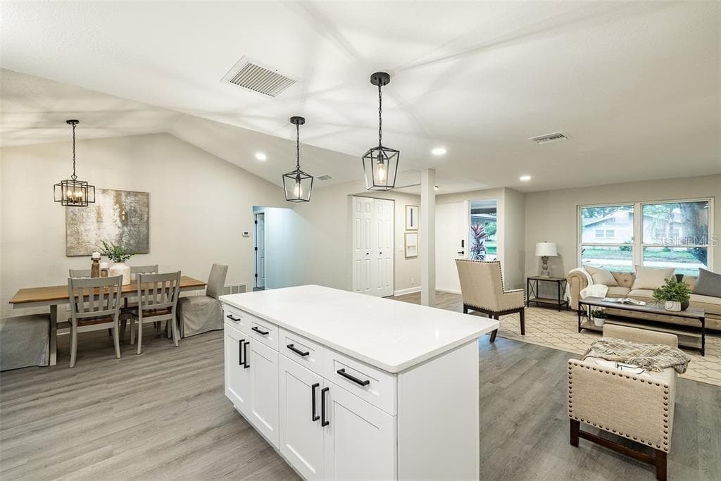 11145 BELLA LOMA DRIVE — photo 10 of 27