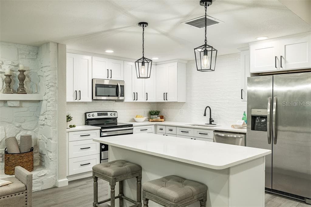 11145 BELLA LOMA DRIVE — photo 13 of 27