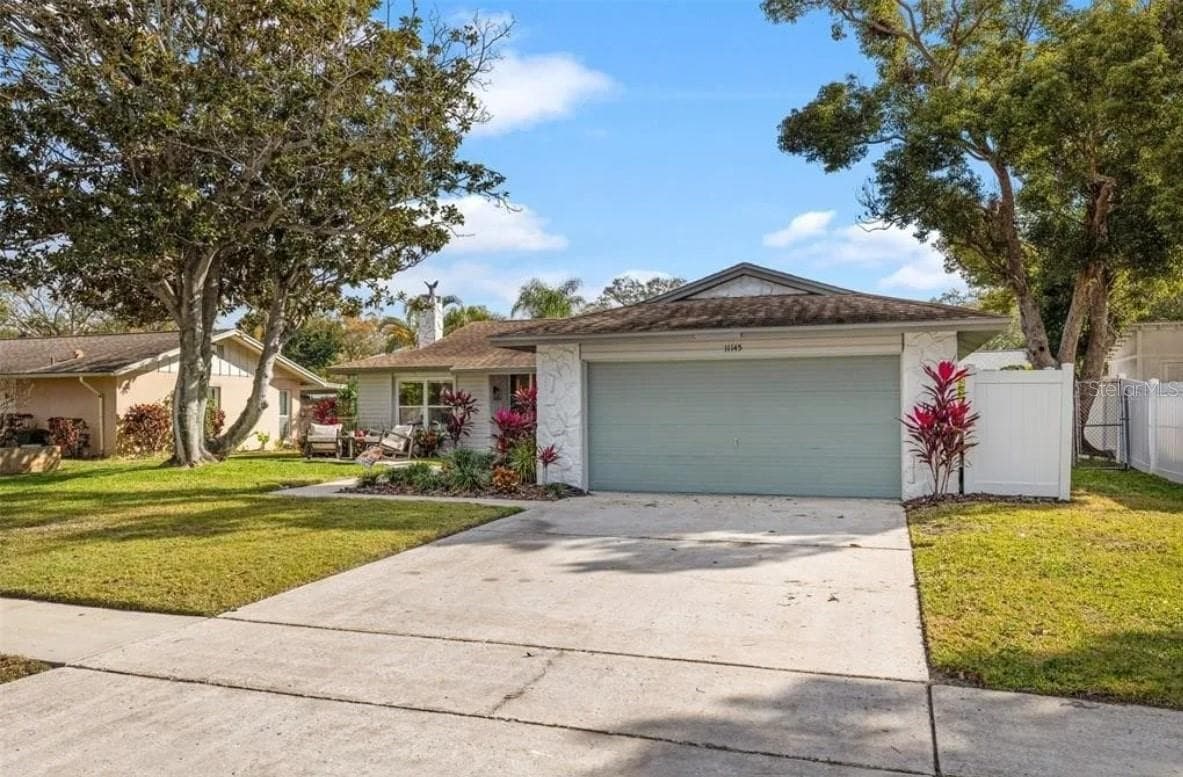 11145 BELLA LOMA DRIVE — photo 2 of 27