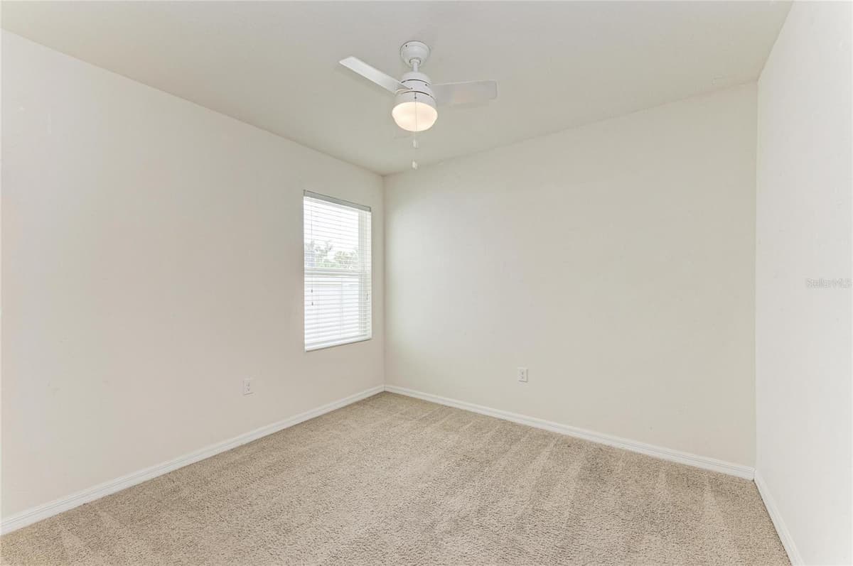 4546 LINDEVER LANE — photo 32 of 45