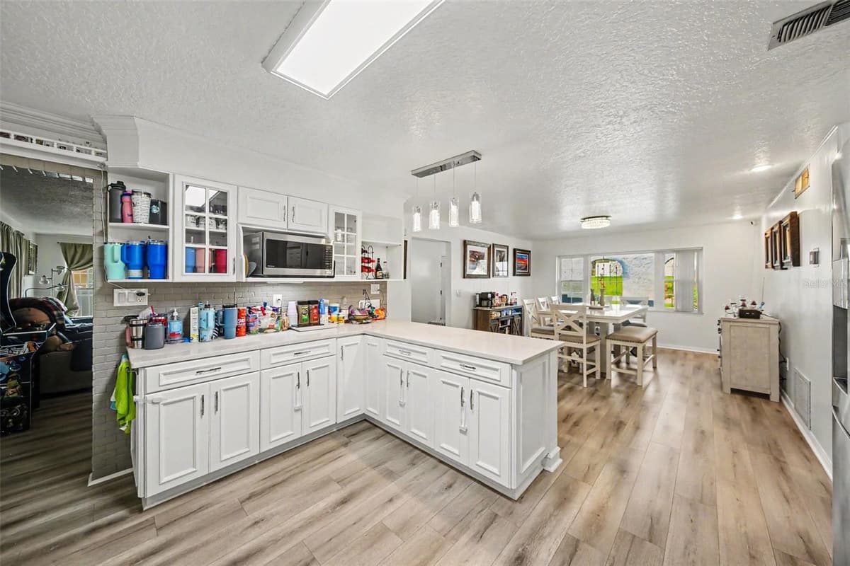 394 BARBERRY LANE — photo 14 of 30