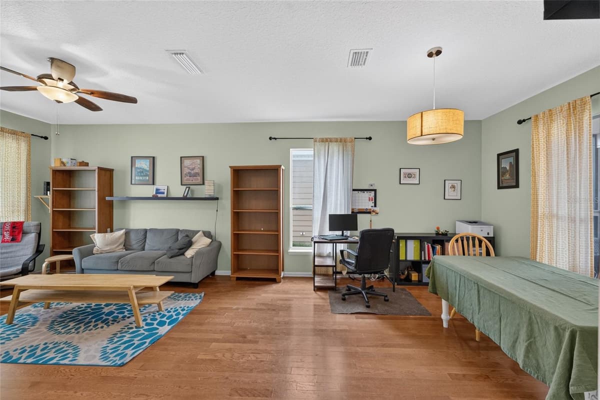 8206 52ND STREET — photo 10 of 55