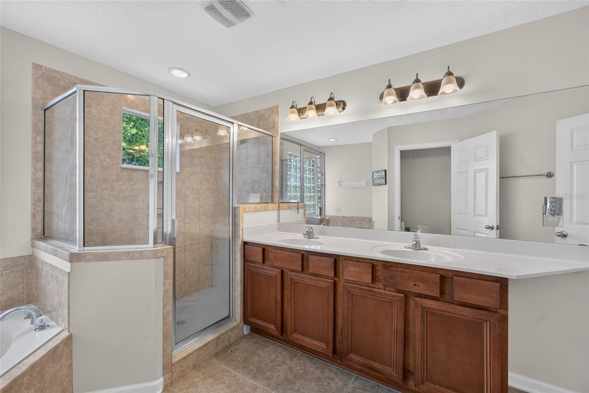 8206 52ND STREET — photo 33 of 55