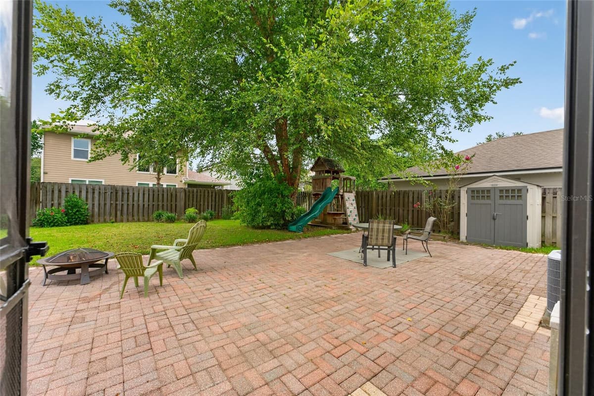 8206 52ND STREET — photo 45 of 55