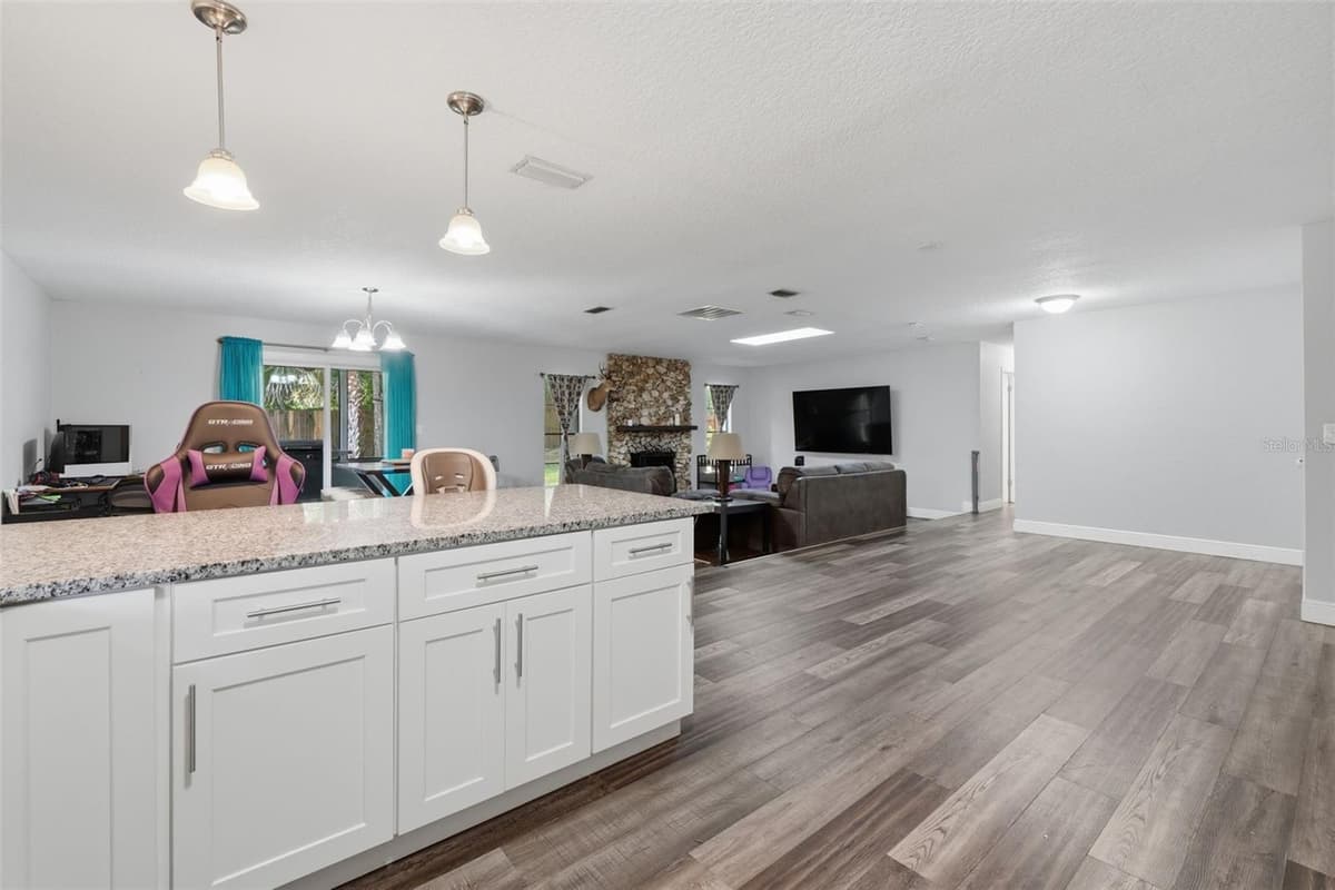 2700 CONCORD ROAD — photo 11 of 34