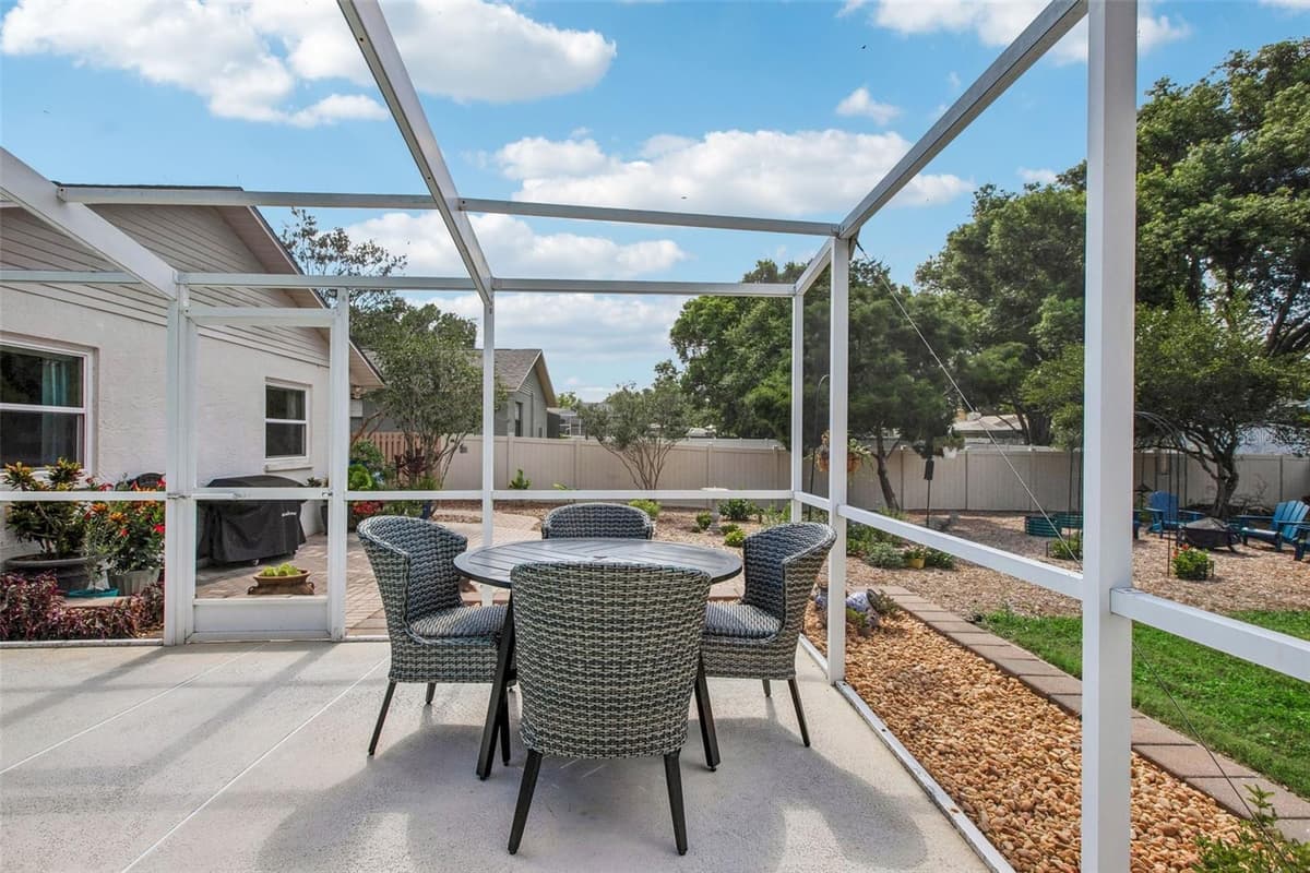 3949 APPLETREE DRIVE — photo 63 of 91