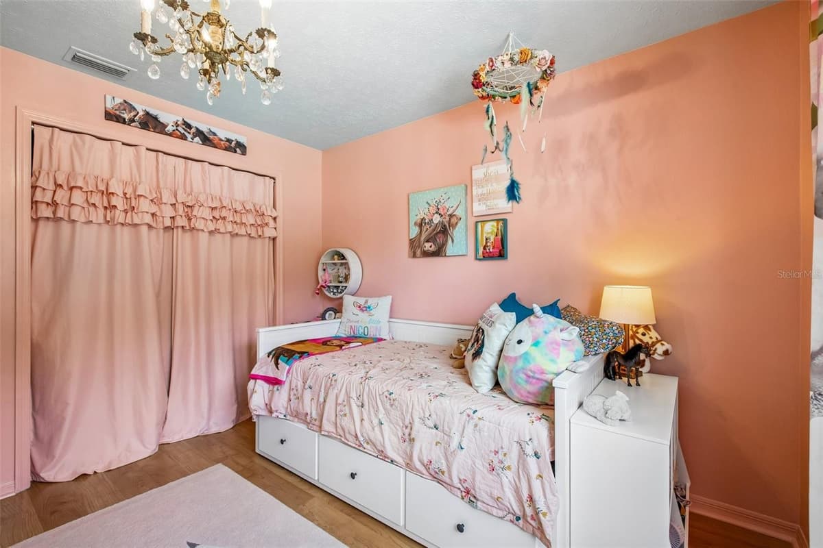 3949 APPLETREE DRIVE — photo 38 of 91