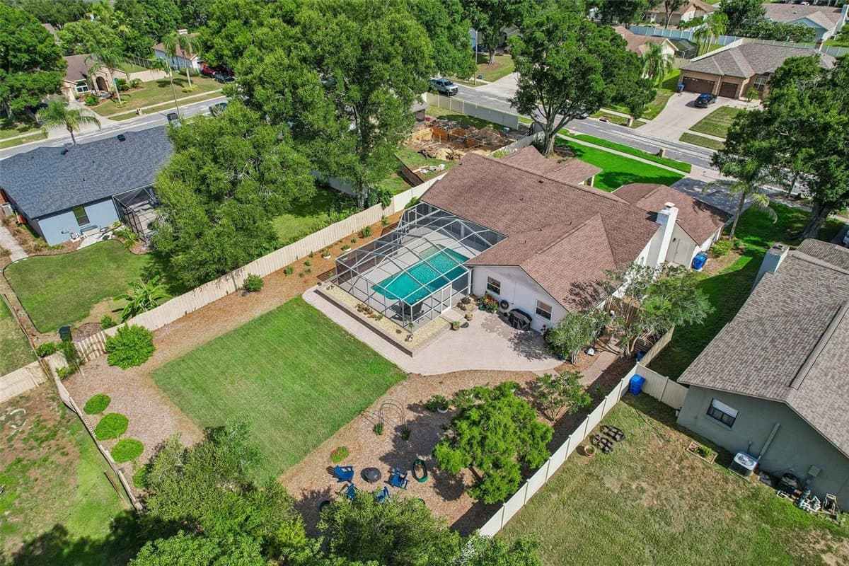 3949 APPLETREE DRIVE — photo 87 of 91