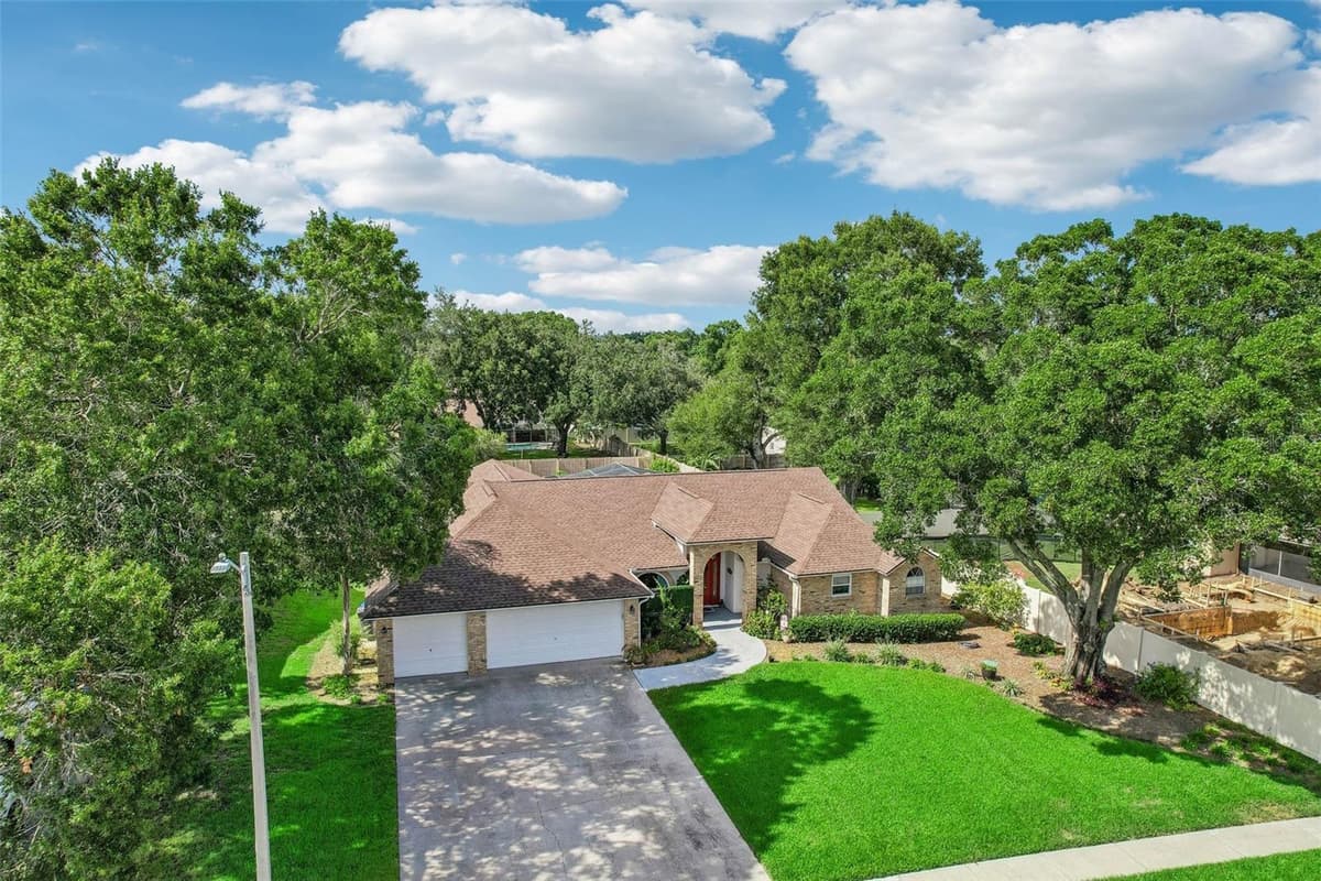 3949 APPLETREE DRIVE — photo 78 of 91
