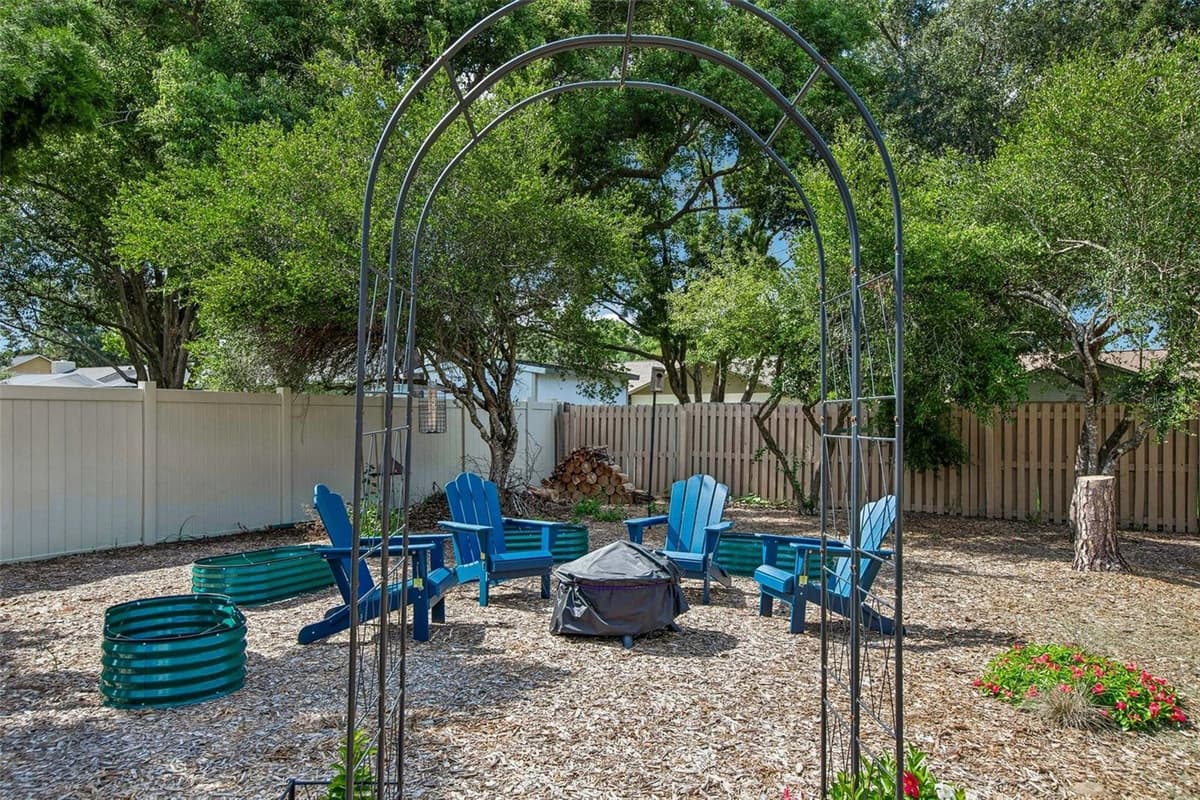 3949 APPLETREE DRIVE — photo 67 of 91