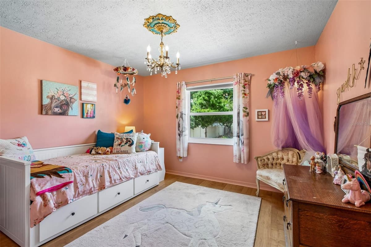 3949 APPLETREE DRIVE — photo 36 of 91