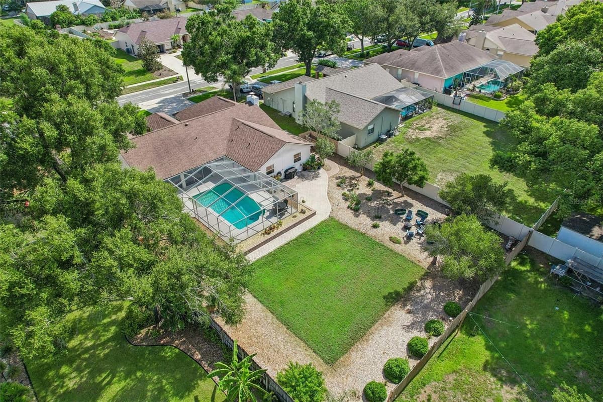 3949 APPLETREE DRIVE — photo 89 of 91